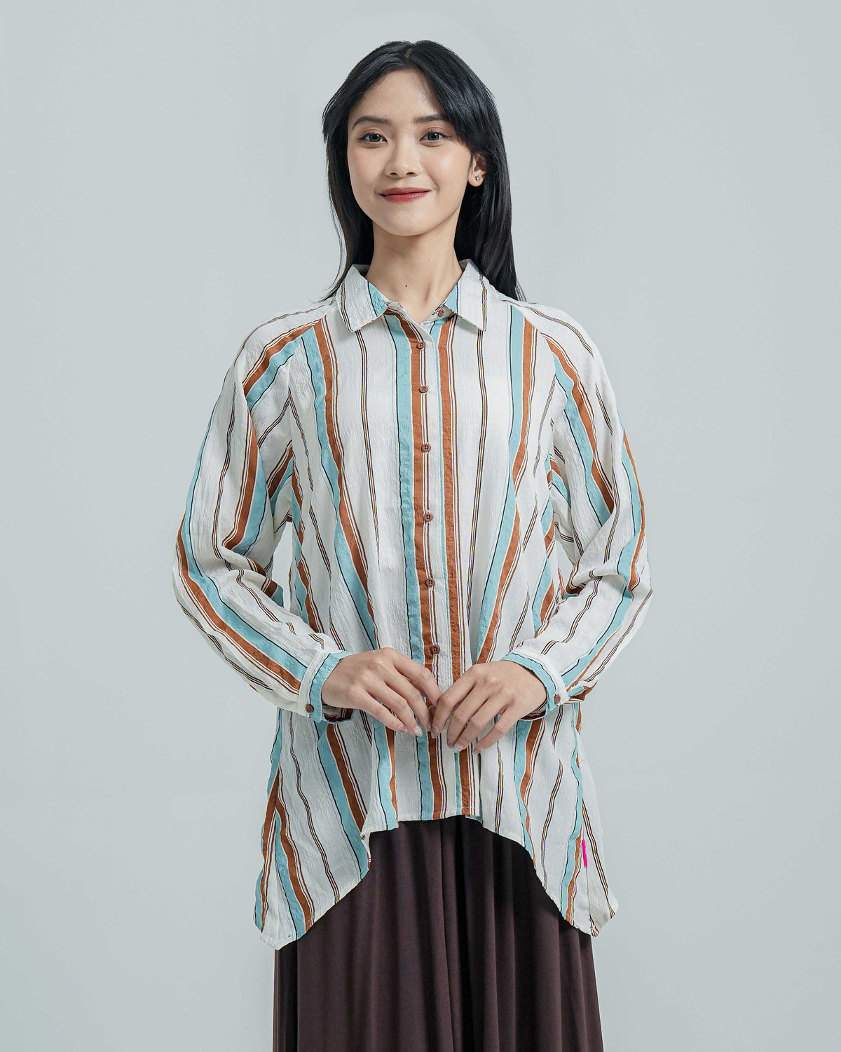 CDL Kemeja Loose Fit Wanita P0084J03C