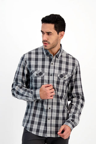 Kemeja Pria Slim Fit Lengan Panjang Cardinal C1782J04A