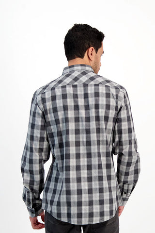 Kemeja Pria Slim Fit Lengan Panjang Cardinal C1782J04A