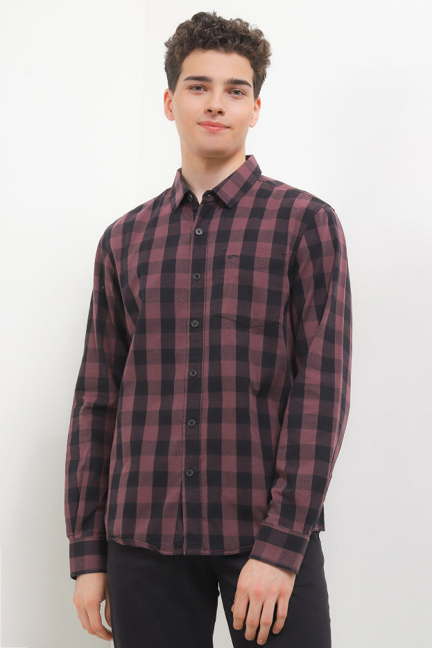 Cardinal Kemeja Lengan Panjang Slim Fit Pria C2113J09A