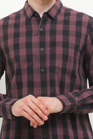 Cardinal Kemeja Lengan Panjang Slim Fit Pria C2113J09A