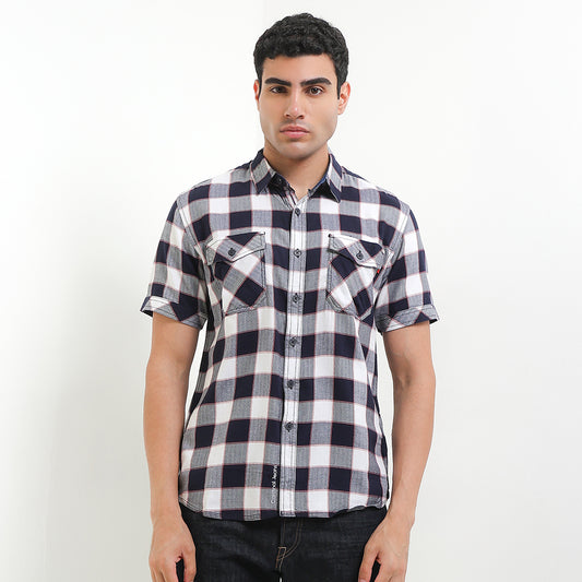 Cardinal Kemeja Lengan Pendek Slim Fit Pria C2236P02H
