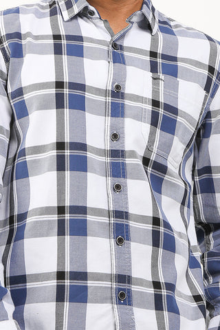 Kemeja Slim Fit Pria Cardinal C2326J08A