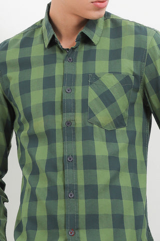 Cardinal Kemeja Lengan Panjang Slim Fit Pria C2327J06A