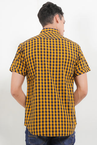 Cardinal Kemeja Lengan Pendek Slim Fit Pria C2335P07A