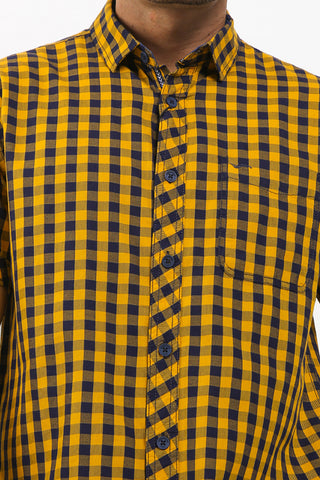 Kemeja Slim Fit Pria Cardinal C2336P07A