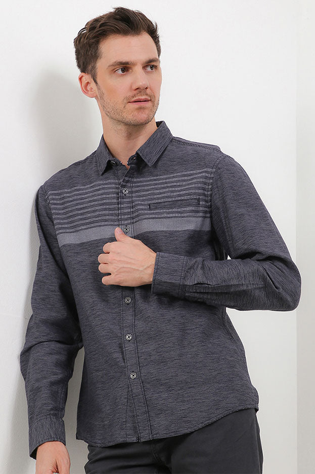 Cardinal Kemeja Lengan Panjang Slim Fit Pria C2776J04D