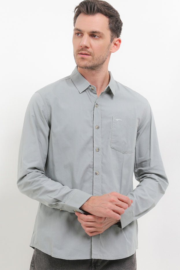 Cardinal Kemeja Lengan Panjang Slim Fit Pria C2816J06B