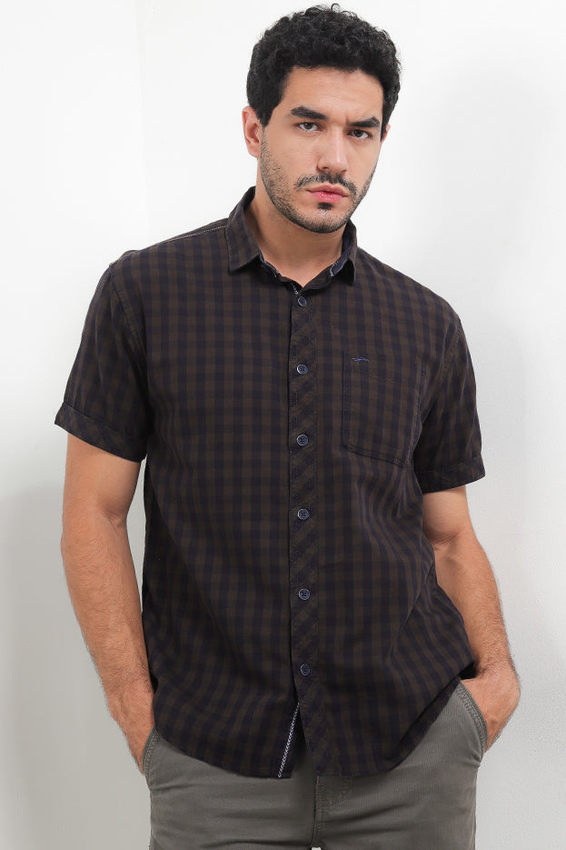 Cardinal Kemeja Lengan Pendek Slim Fit Pria C2954P06H