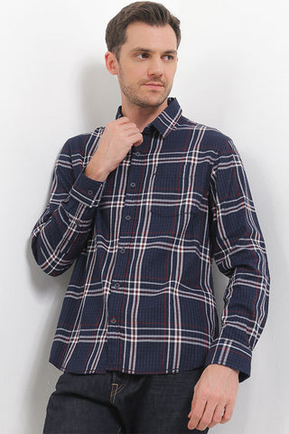 Cardinal Kemeja Lengan Panjang Slim Fit Pria C3016J02H
