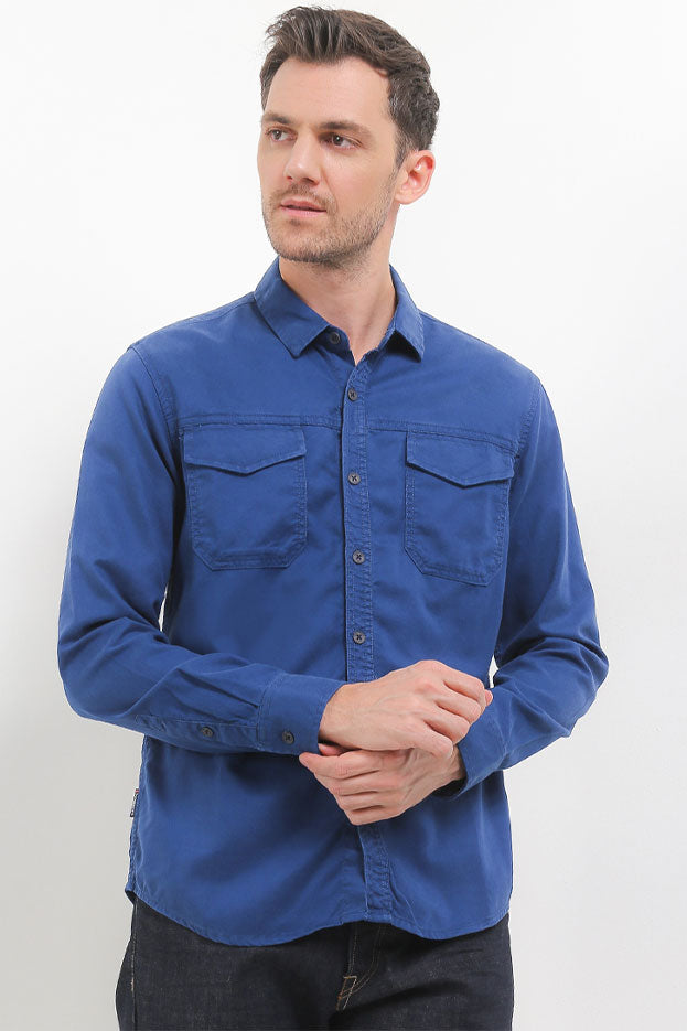 Cardinal Kemeja Lengan Panjang Slim Fit Pria C3018J02A
