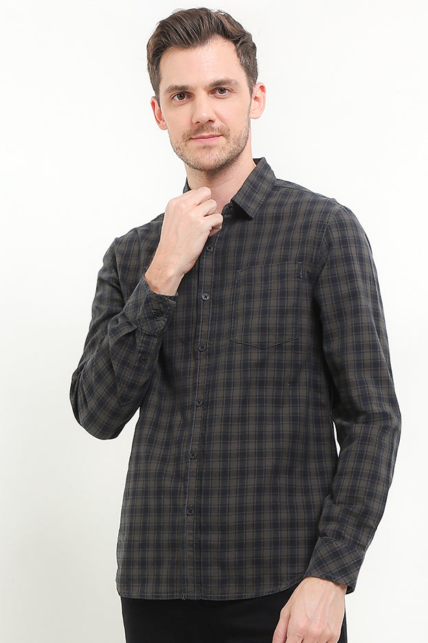 Cardinal Kemeja Lengan Panjang Slim Fit Pria C3058J06G