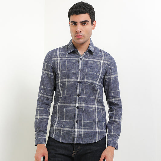 Cardinal Kemeja Lengan Panjang Slim Fit Pria C3106J02H
