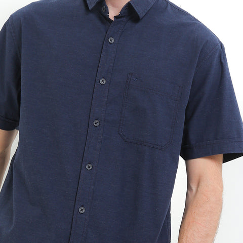 Cardinal Kemeja Lengan Pendek Slim Fit Pria C3068P02H