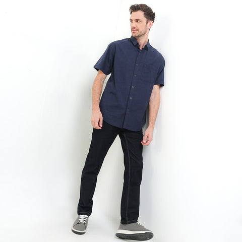 Cardinal Kemeja Lengan Pendek Slim Fit Pria C3068P02H