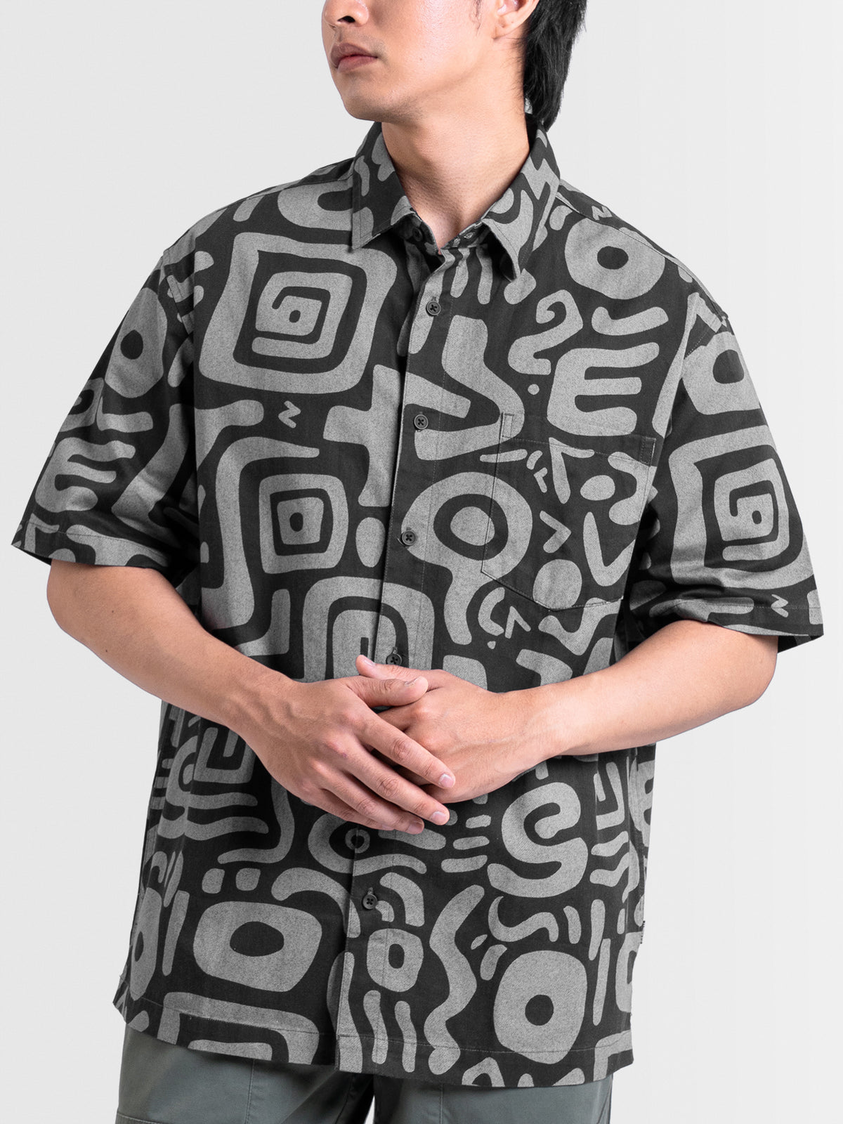 Cardinal Kemeja Lengan Pendek Oversize Pria E0034P01D