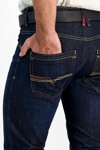 Celana Panjang Jeans Pria Cardinal C0484BK14A