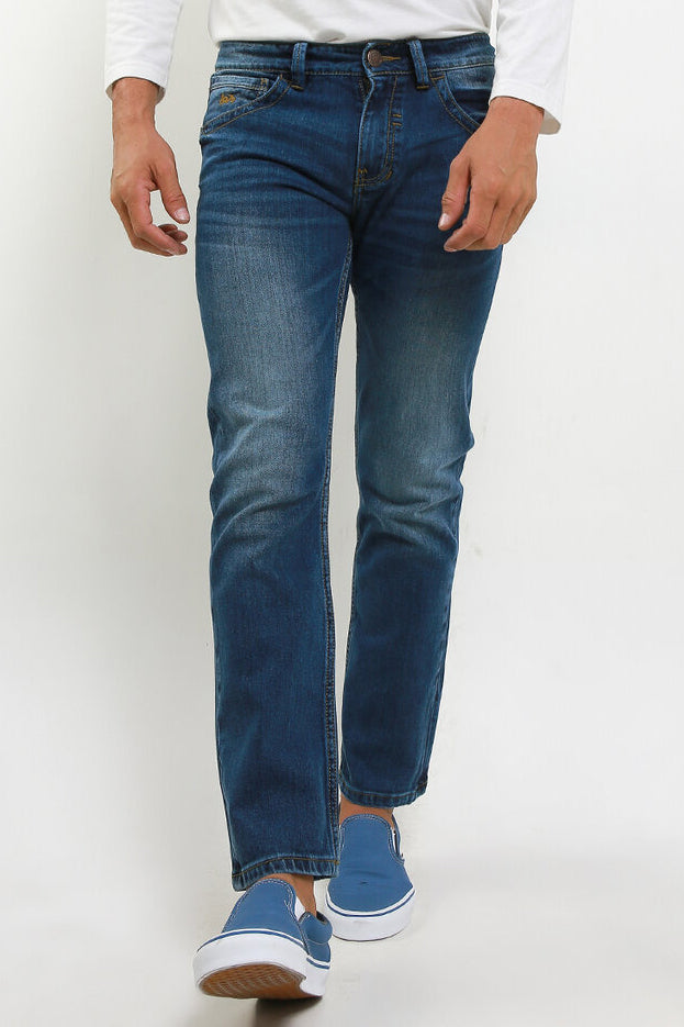 Celana Panjang Jeans Straight Slim Pria Cardinal C0928BK15A