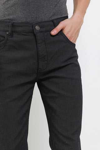 Celana Panjang Jeans Pria Cardinal C0560BK04A