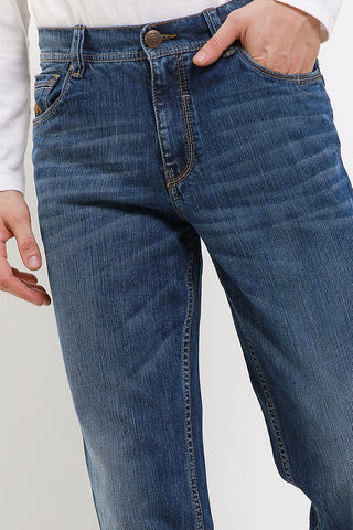 Celana Panjang Jeans Pria Cardinal C0820BK16A