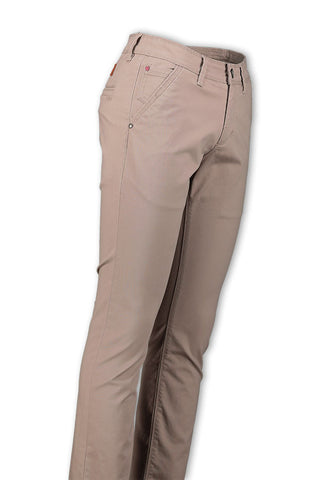 Cardinal Celana Panjang Chinos Straight Slim Pria C0044BK05C