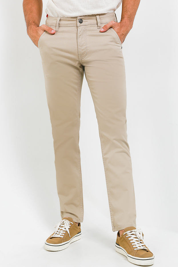 Celana Panjang Chinos Straight Slim Pria Cardinal C0056BK12A