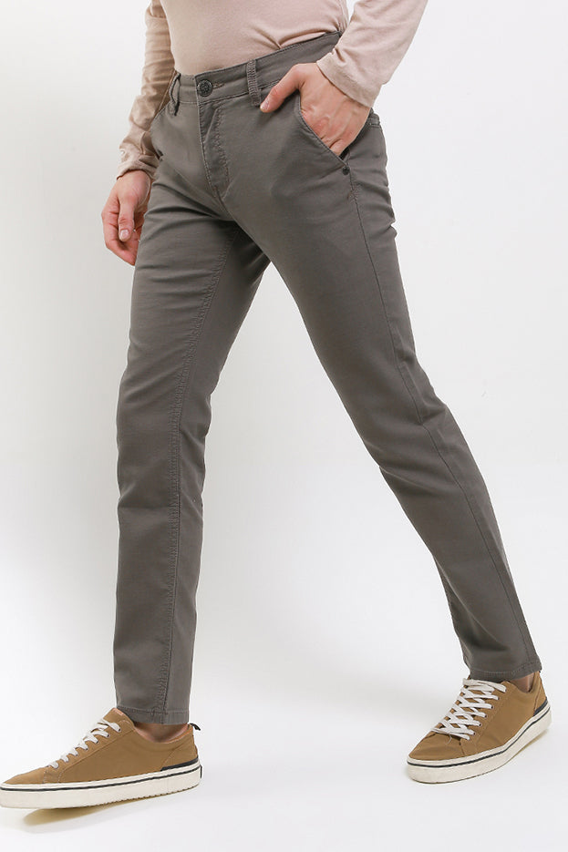 Celana Panjang Chinos Straight Slim Pria Cardinal C0058BK03G