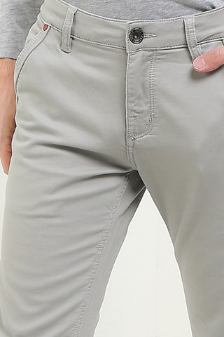 Cardinal Celana Panjang Chinos Straight Slim Pria C0128BK04C