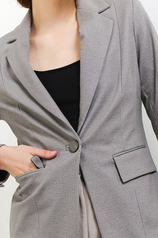 Blazer Slim Fit Wanita Cardinal D0211J03K