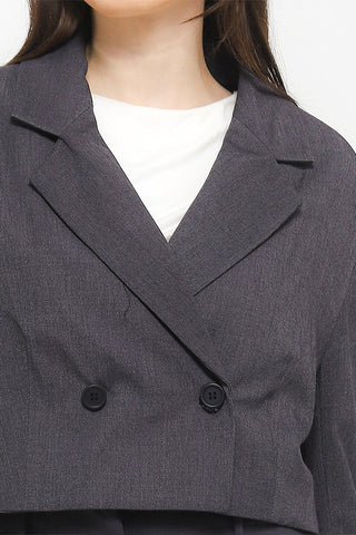 Cardinal Blazer Slim Fit Wanita D0239J04A