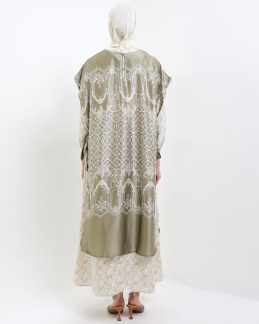Cardinal Gamis Loose Fit D0104A06Z