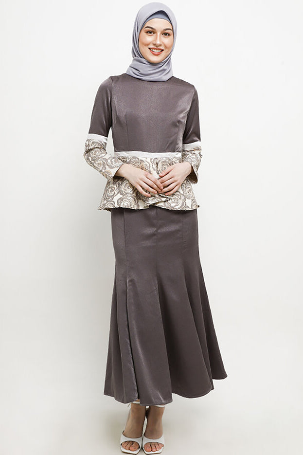 Gamis Cardinal Femme D0369J04E