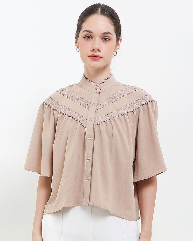 Cardinal Kemeja Loose Fit Wanita D0312D03G
