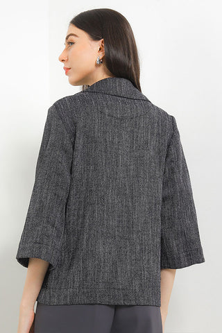 Cardinal Outer Loose Fit Wanita D0022D01A