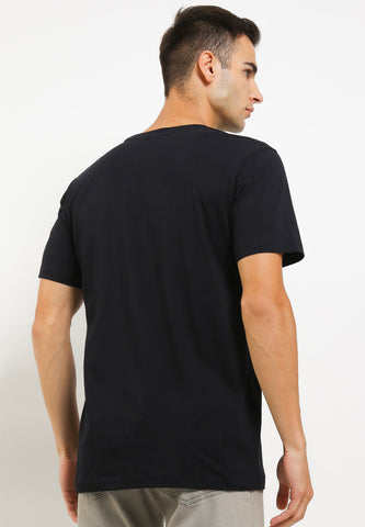 T-Shirt Pria Cardinal E1838P01A
