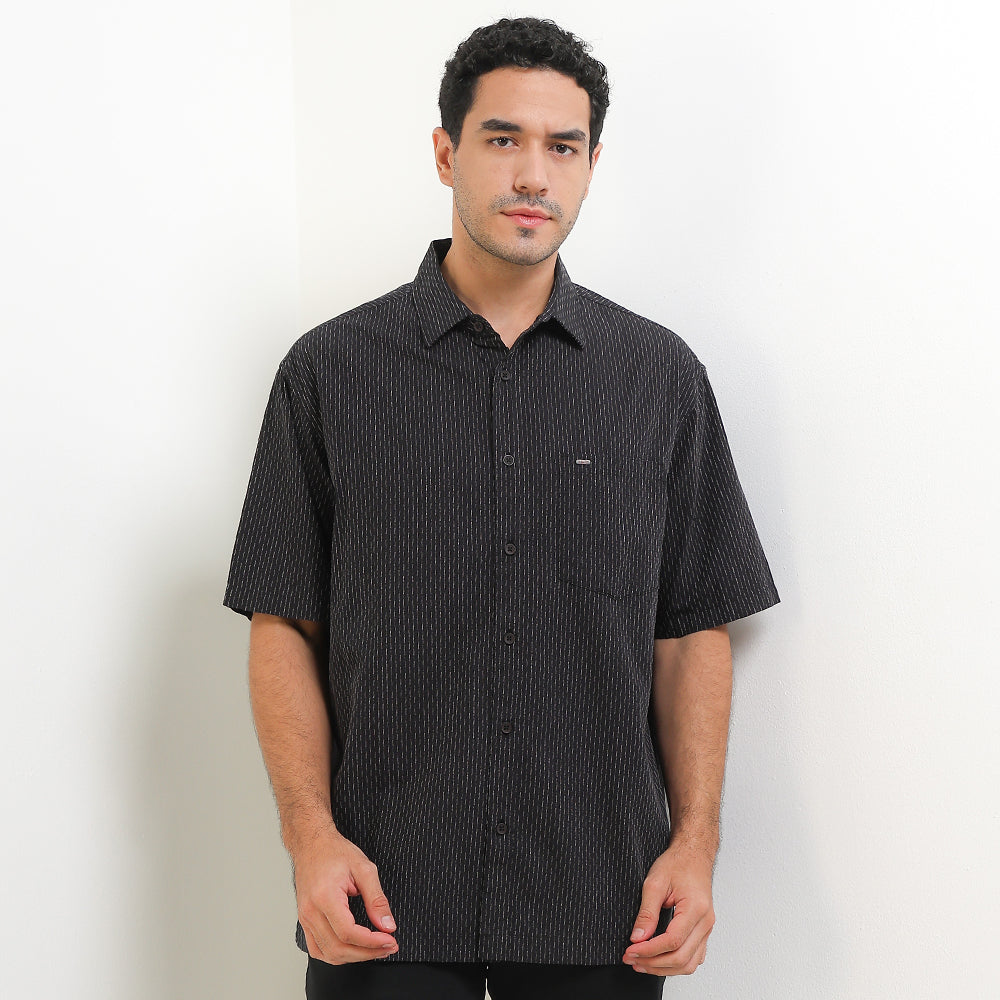 Cardinal Kemeja Lengan Pendek Oversize Pria E0023P01A