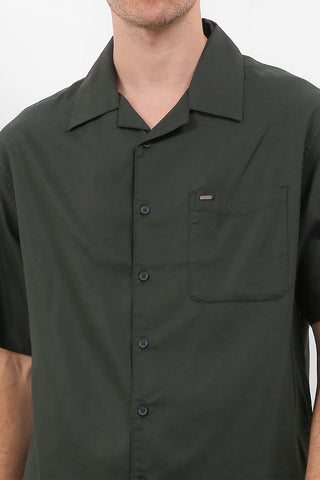 Cardinal Kemeja Alter Lengan Pendek Oversize Pria EL003P06C