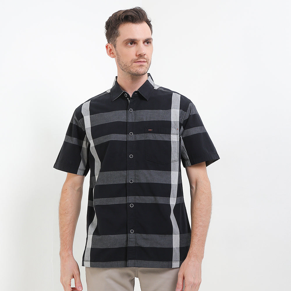 Cardinal Kemeja Lengan Pendek Pria E1200P01C