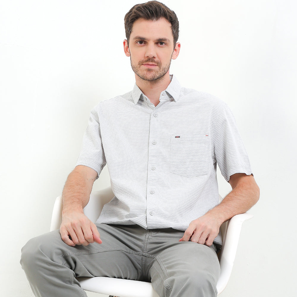 Cardinal Kemeja Lengan Pendek Pria E1766P04C