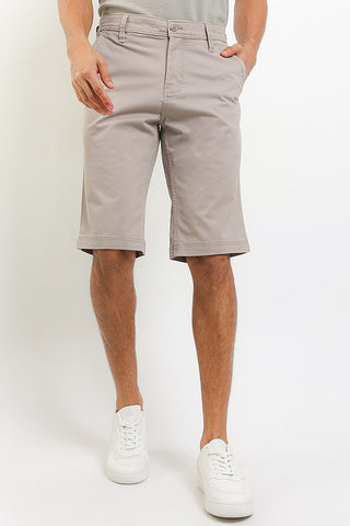 Cardinal Celana Pendek Slim Fit Pria E0472BK05A