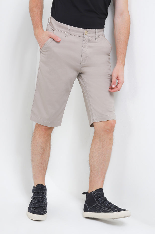 Cardinal Celana Pendek Bermuda Slim Fit Pria E0577BK05C