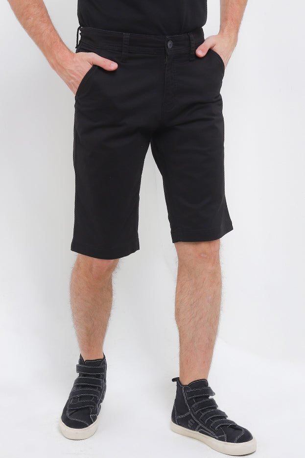Cardinal Celana Pendek Bermuda Slim Fit Pria E0580BK01A