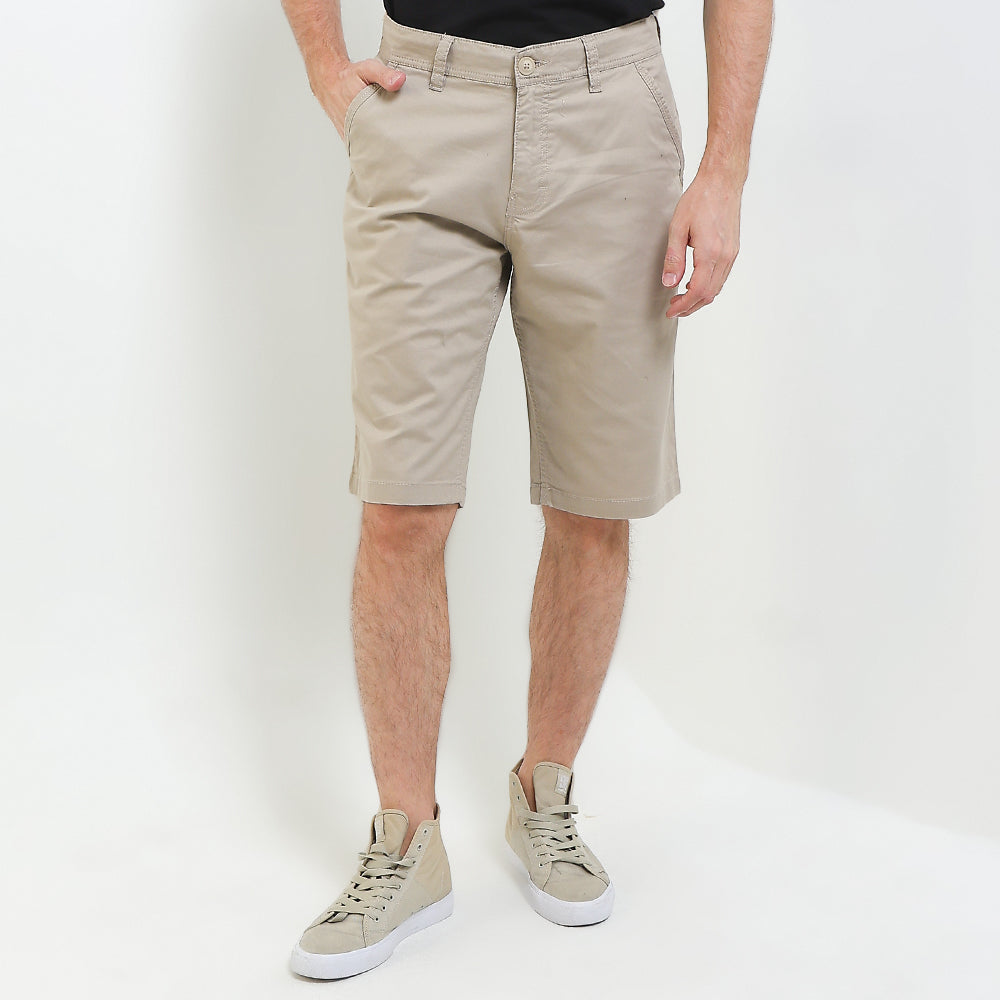 Cardinal Celana Pendek Bermuda Slim Fit Pria E0600BK05A