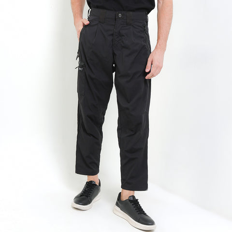 Cardinal Celana Kargo GI Tapered Pria ED001BK01A