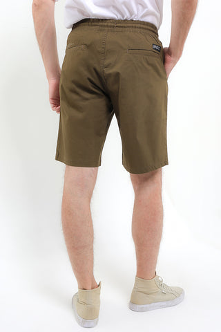 Cardinal Celana Pendek Bermuda Slim Fit Pria E0049F03B