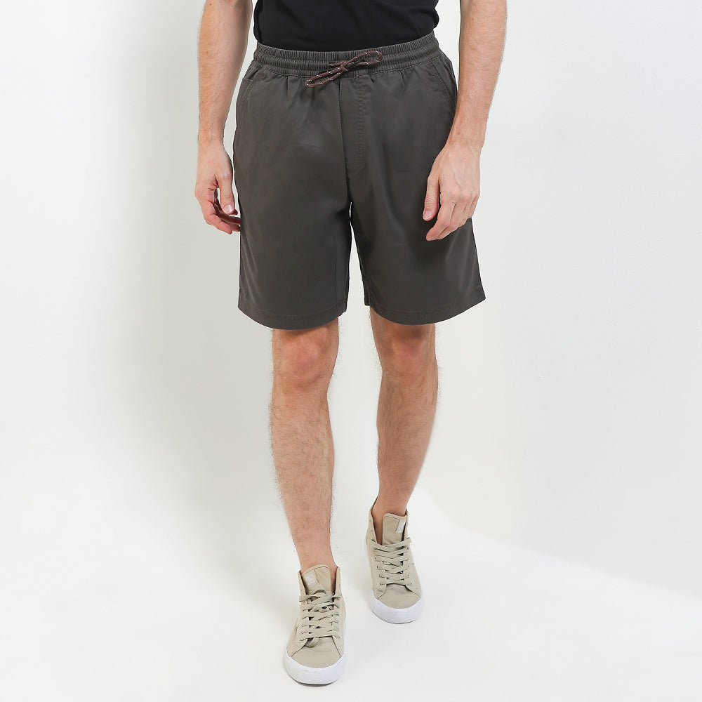 Cardinal Celana Pendek Bermuda Slim Fit Pria E0062F03F