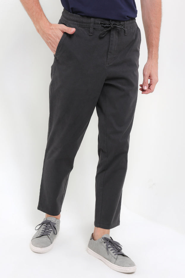 Cardinal Celana Panjang Chinos Tapered Pria E0001BK04A