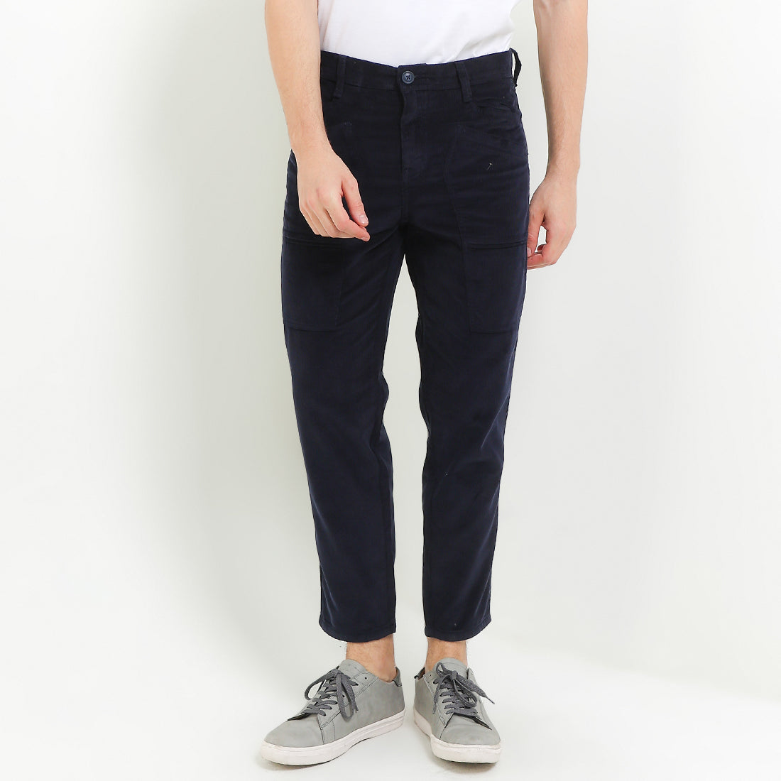 Cardinal Celana Panjang Chinos Tapered Alter Pria EL002BK02H