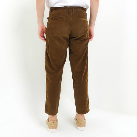 Cardinal Celana Panjang Chinos Tapered Alter Pria EL003BK03B