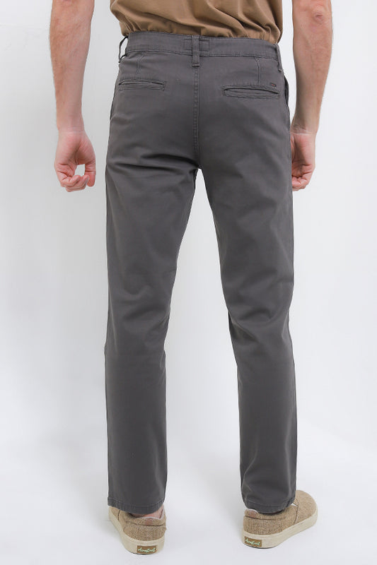 Cardinal Celana Panjang Chinos Slim Fit Pria E0256BK03F